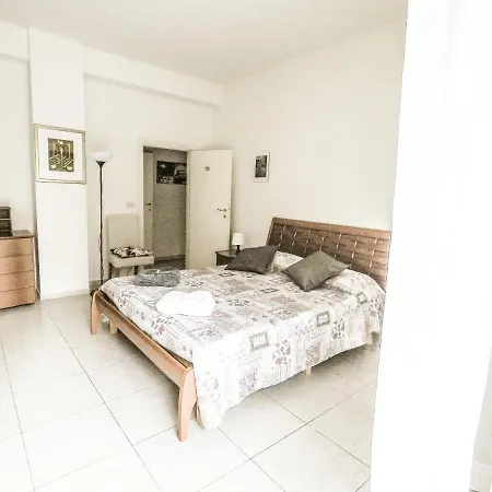 Daire Residenza Riva Reno - Bolonya